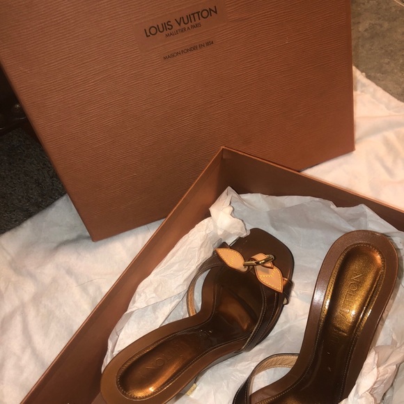 Authentic Vintage Louis Vuitton wedge sandals 👡 - Picture 6 of 6